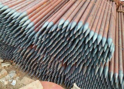 大竹无缝钢花管规格